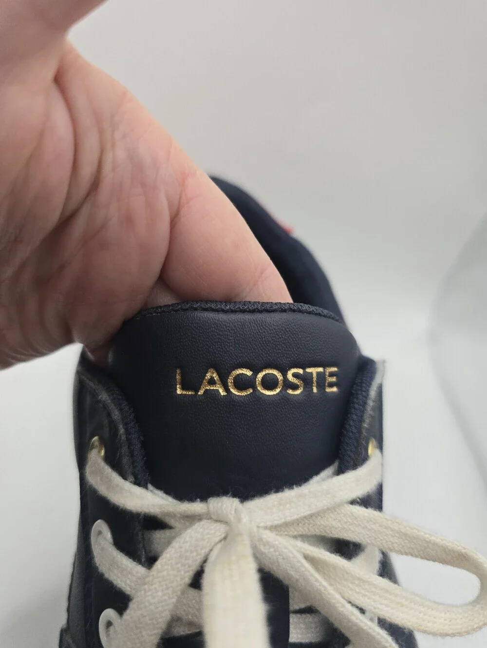 Lacoste sleek navy